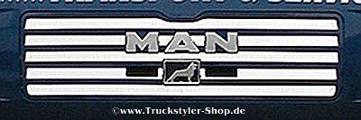https://www.truckstyler-shop.de/media/image/product/52496/lg/passend-fuer-man-tga-l-lx-edelstahlzierleiste-kuehlergrill.jpg